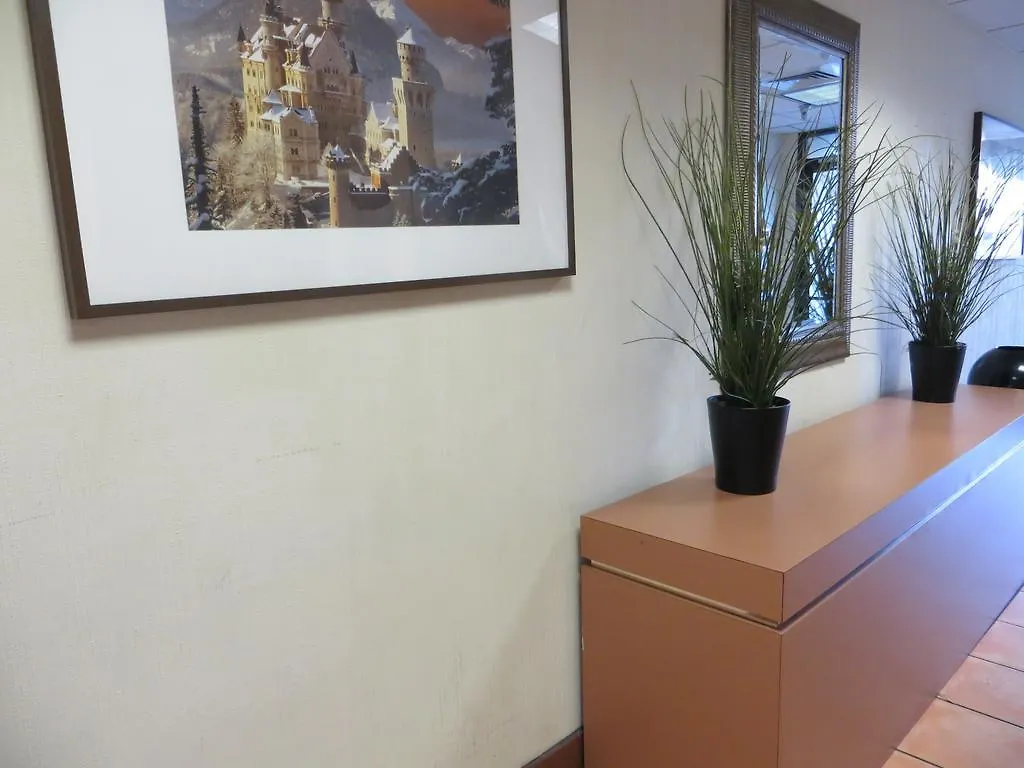 Eurotel Inn ميتلاند 2*,