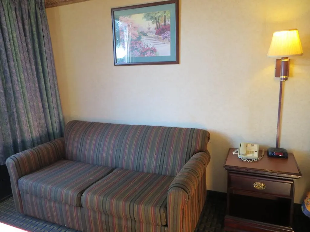 Eurotel Inn Maitland Hotel